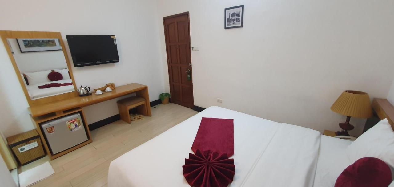 Hanoi Win Hotel & Travel Luaran gambar