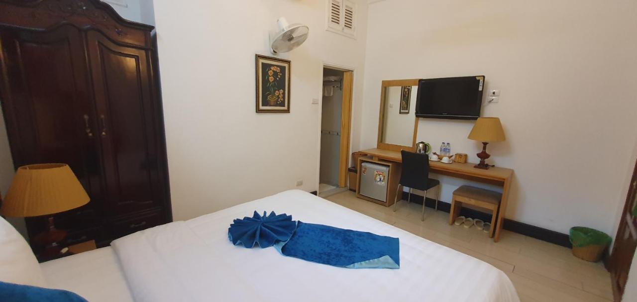 Hanoi Win Hotel & Travel Luaran gambar