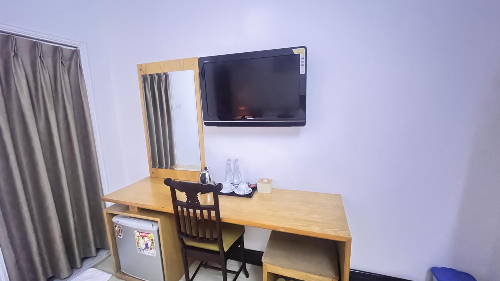 Hanoi Win Hotel & Travel Luaran gambar