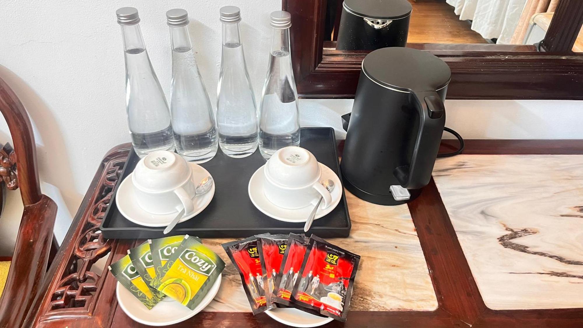 Hanoi Win Hotel & Travel Luaran gambar