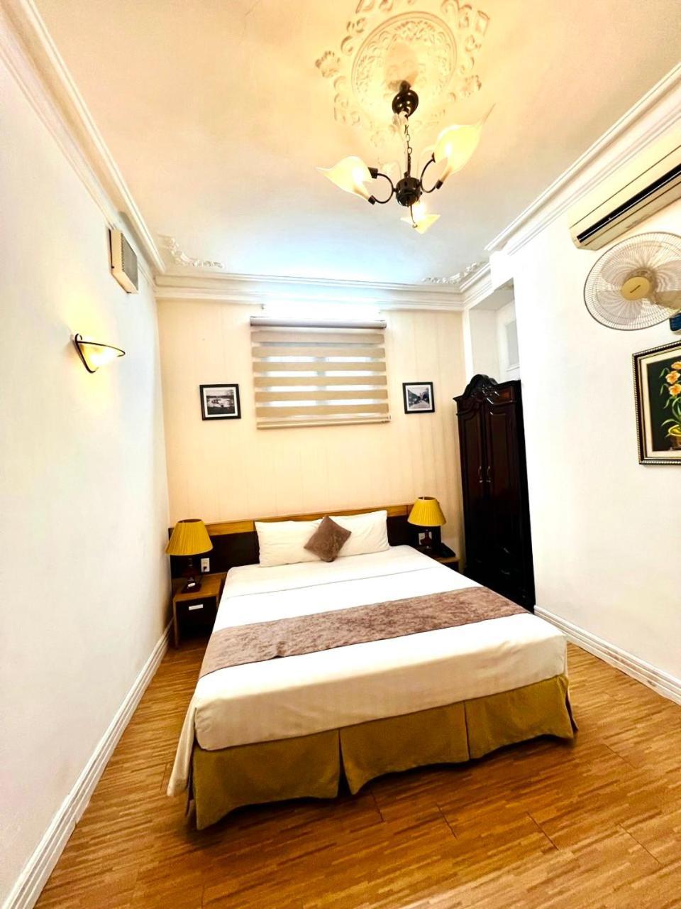 Hanoi Win Hotel & Travel Luaran gambar