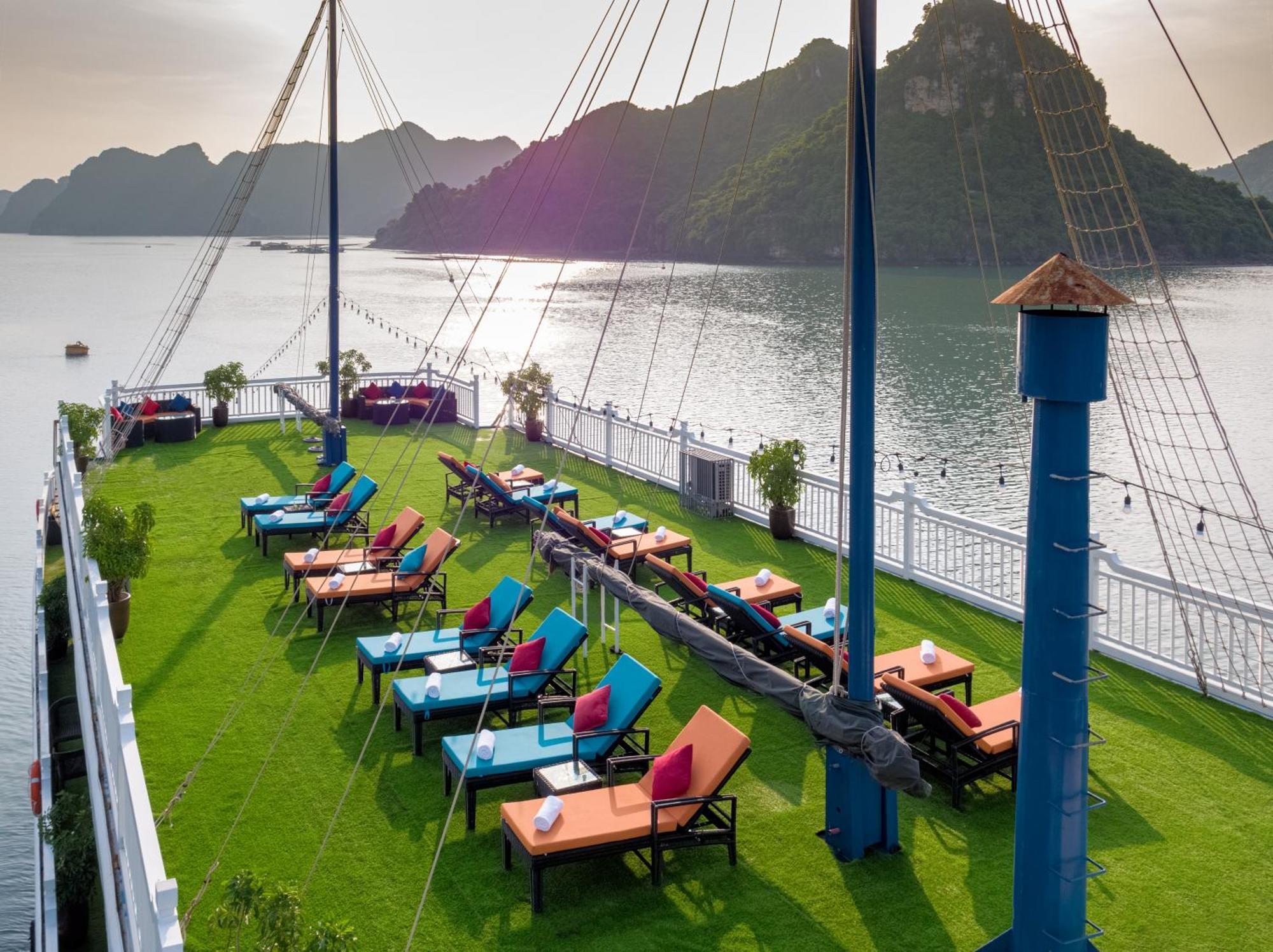 Hanoi Win Hotel & Travel Luaran gambar